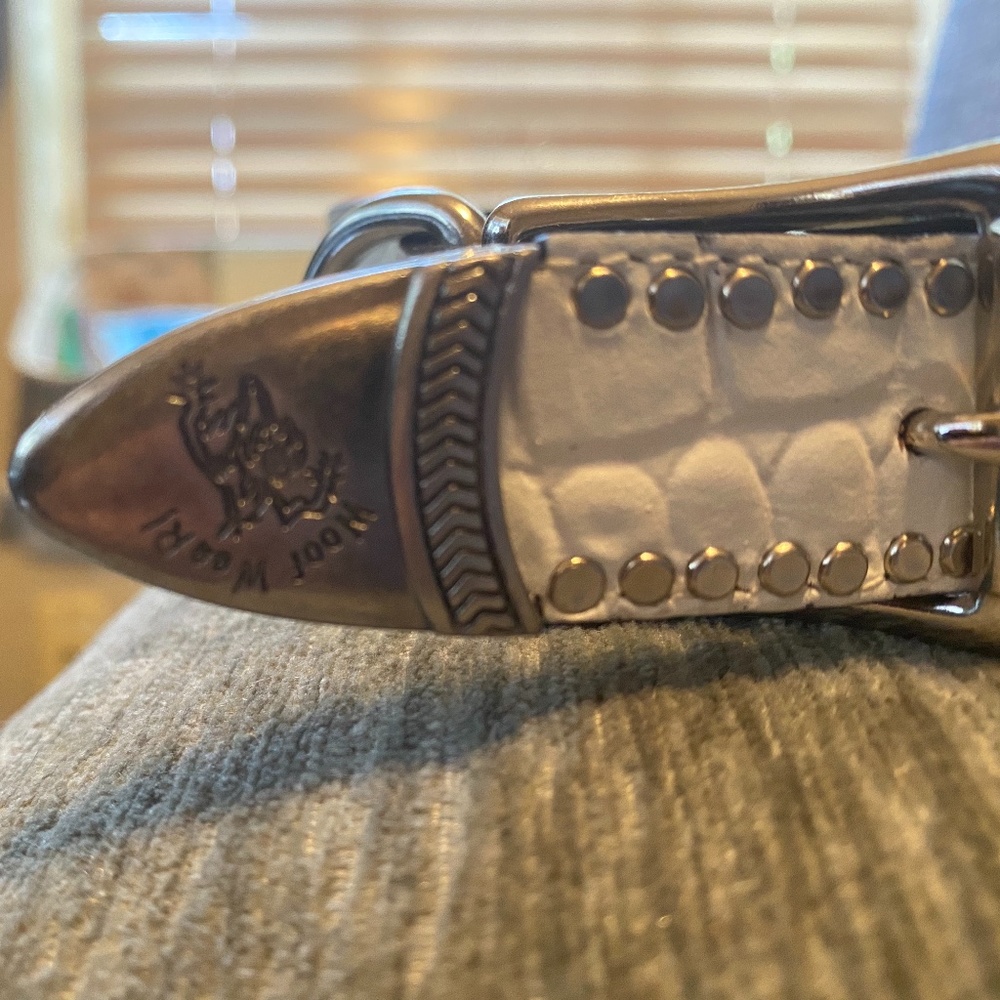 Woof Wear 16" Leather Dog Collar Swaroski Crystals - Picture 4 of 11